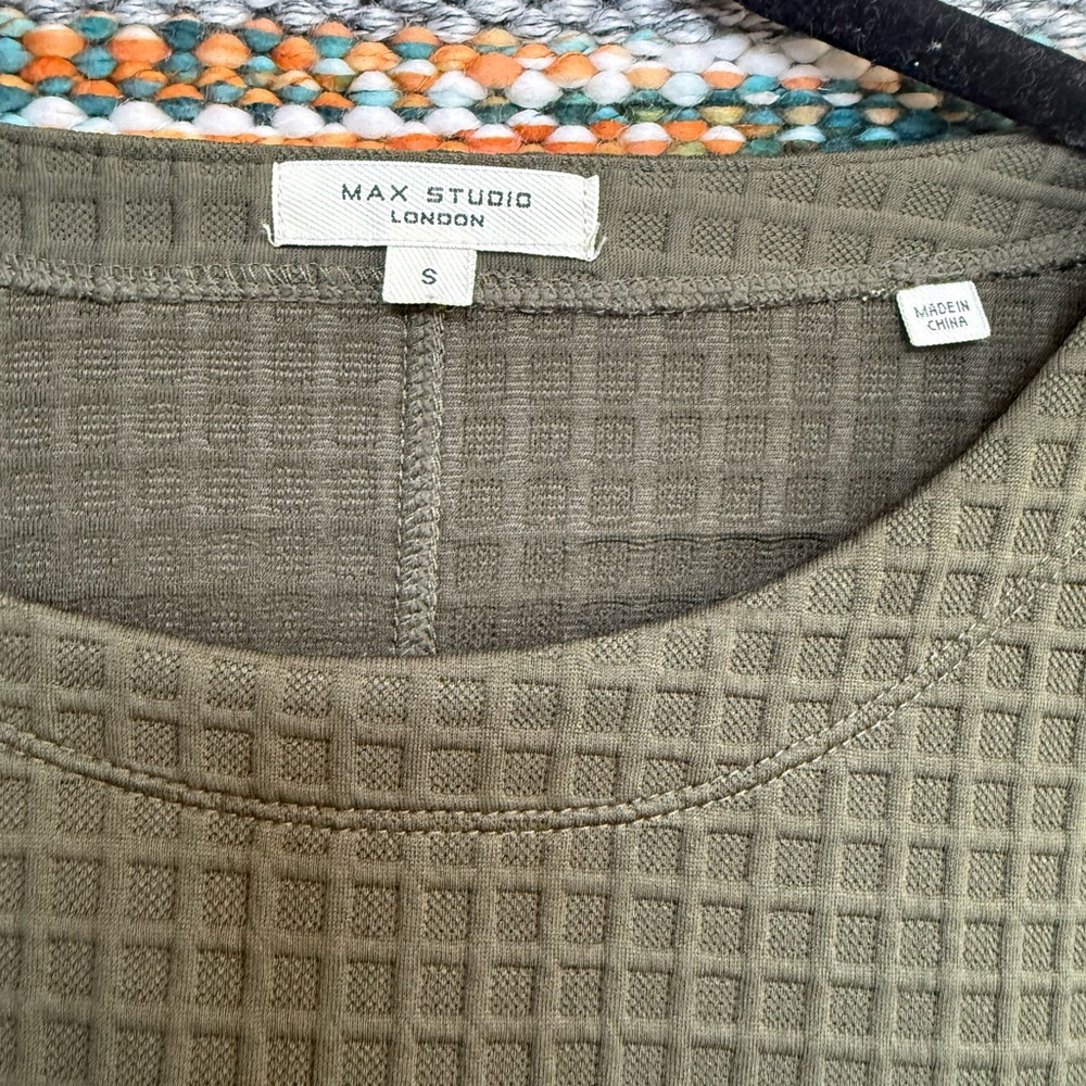 Max Studio Olive Waffle Knit Crew Neck Pullover - Picture 2 of 6